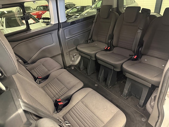 Ford Custom Tourneo 16 of 24