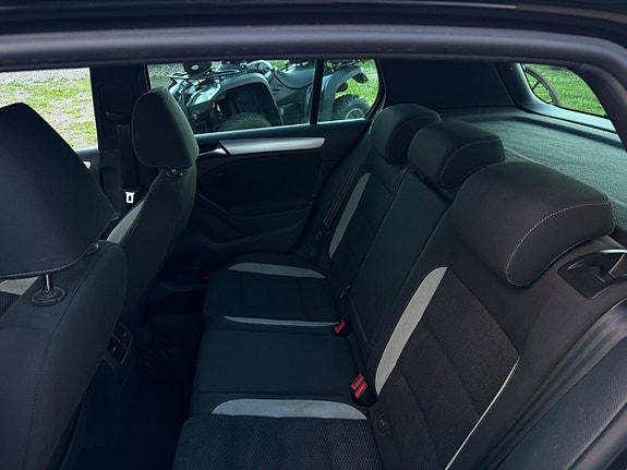 Volkswagen Golf VI 10 of 10