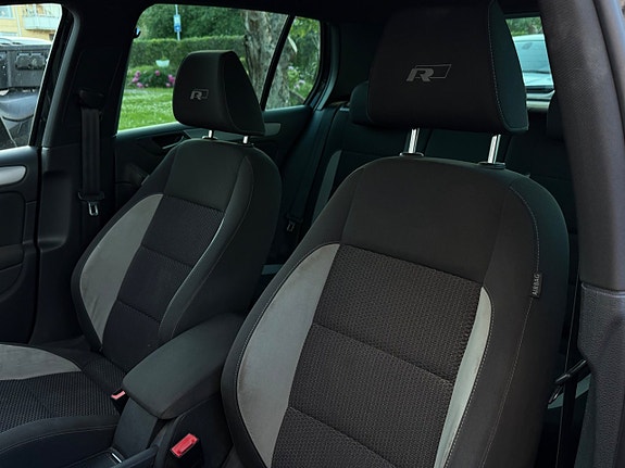 Volkswagen Golf VI 7 of 10