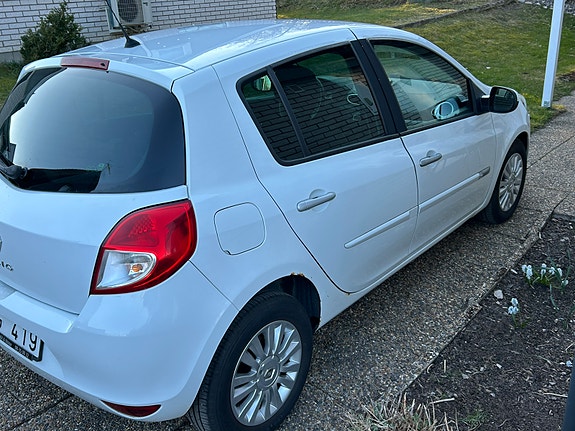 Renault Clio 3 of 5