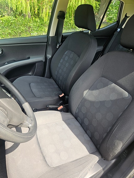 Hyundai i10 5 of 6