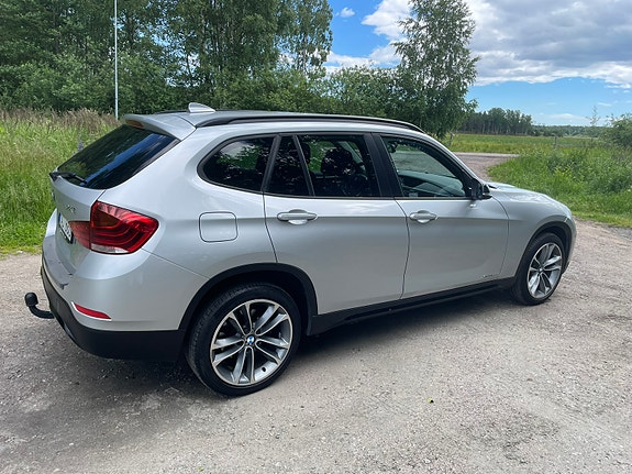 BMW X1 5 of 5