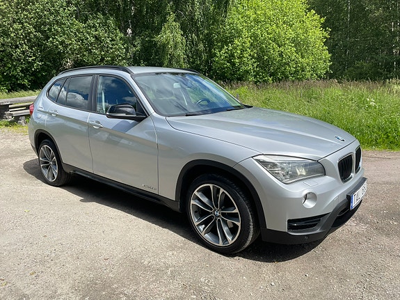 BMW X1 2 of 5