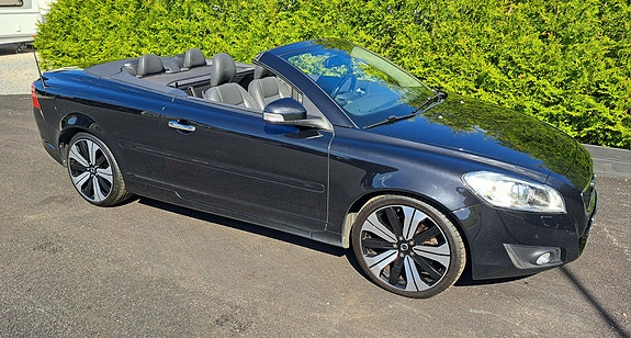 Volvo C70 5 of 5