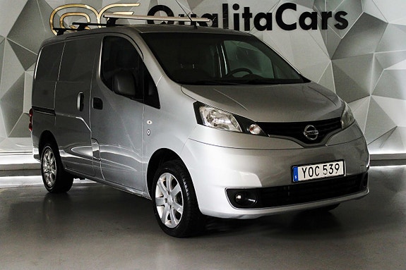 Nissan NV200 2 of 5