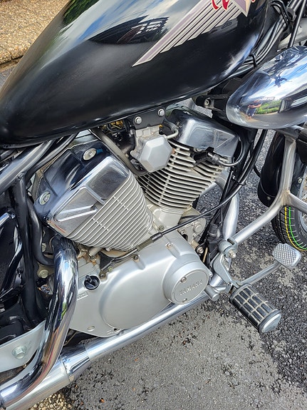 Yamaha VIRAGO XV250 5 of 5