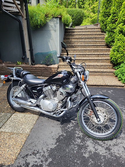 Yamaha VIRAGO XV250 2 of 5
