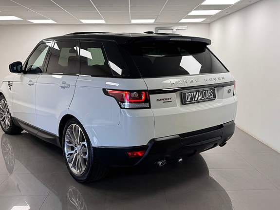 Land Rover Range Rover Sport 16 of 16