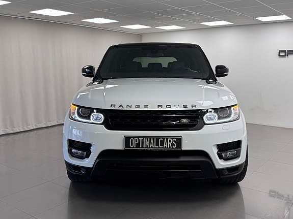 Land Rover Range Rover Sport 3 of 5