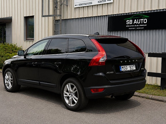 Volvo XC60 4 of 11