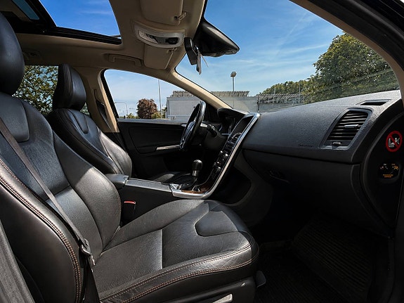 Volvo XC60 11 of 11