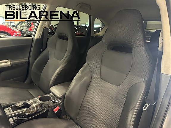 Subaru Impreza 11 of 21