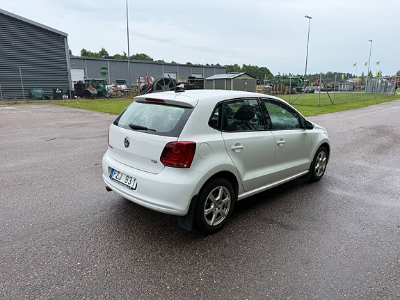 Volkswagen Polo 5 of 5