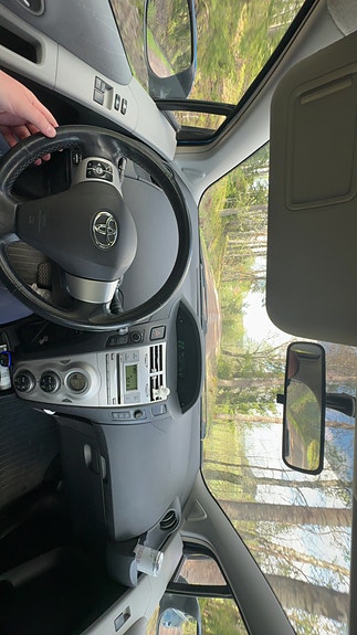 Toyota Yaris 5 of 8