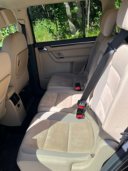 Volkswagen Touran 5 of 5