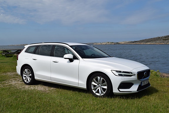Volvo V60 4 of 13