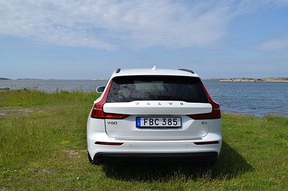 Volvo V60 7 of 13