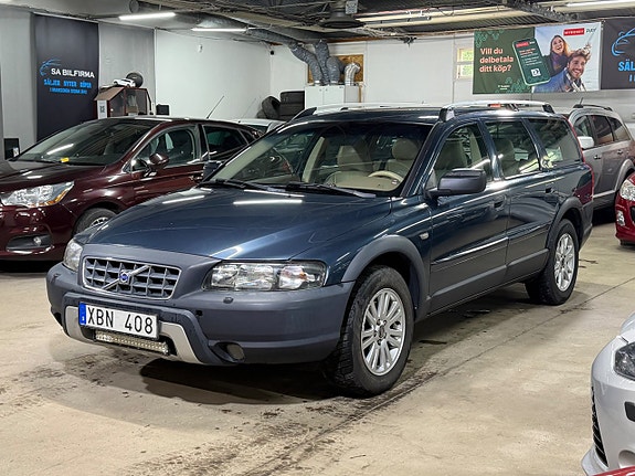 Volvo XC70 3 of 5