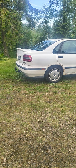 Volvo S40 3 of 4