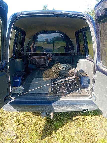 Volkswagen Caddy 4 of 4