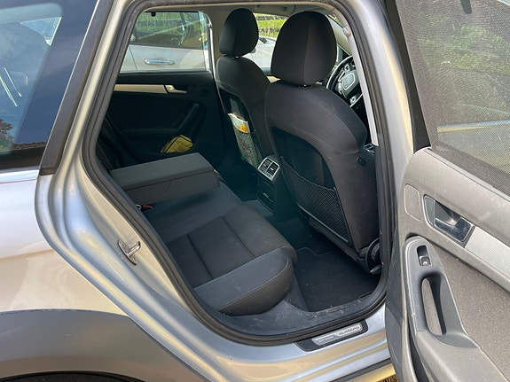 Audi A4 allroad 4 of 5