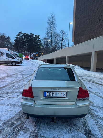Volvo S60 5 of 5