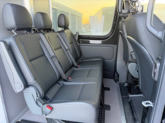 Mercedes-Benz Sprinter 319 8 of 26