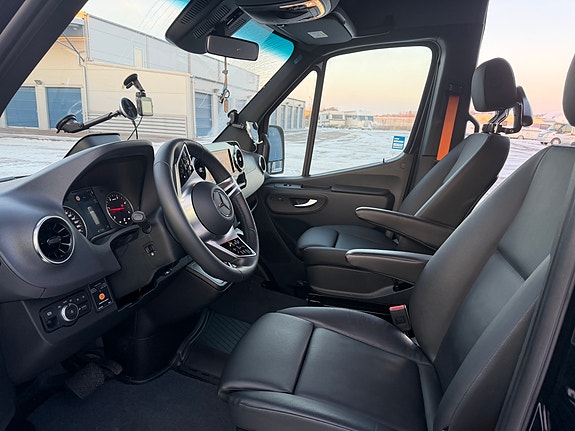 Mercedes-Benz Sprinter 319 7 of 26