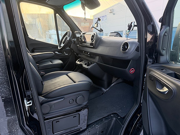 Mercedes-Benz Sprinter 319 6 of 26