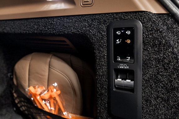 Land Rover Range Rover 23 of 24