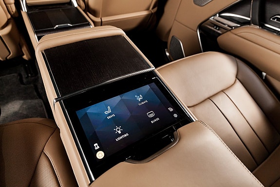 Land Rover Range Rover 15 of 24