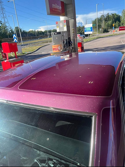 Cadillac Deville 2 of 11