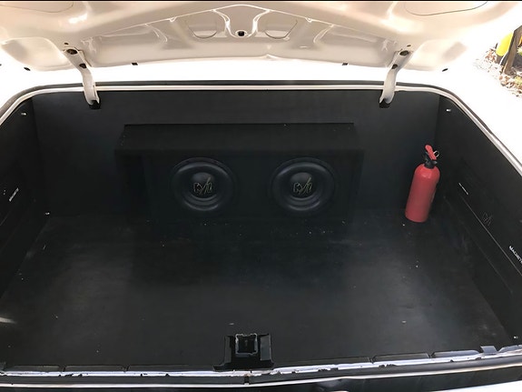 Cadillac Deville 10 of 11