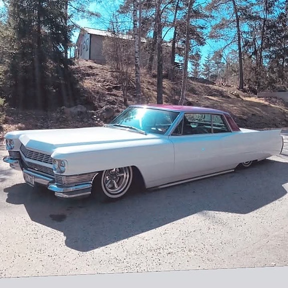 Cadillac Deville 11 of 11