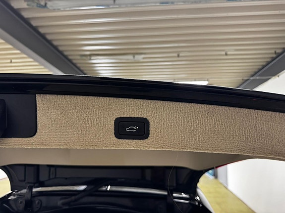 Volvo V70 12 of 13