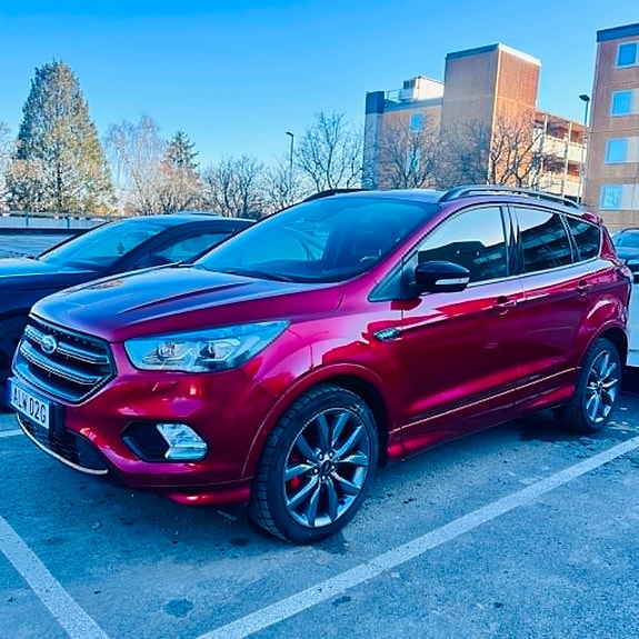 Ford Kuga 5 of 8