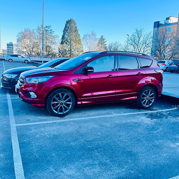 Ford Kuga 6 of 8