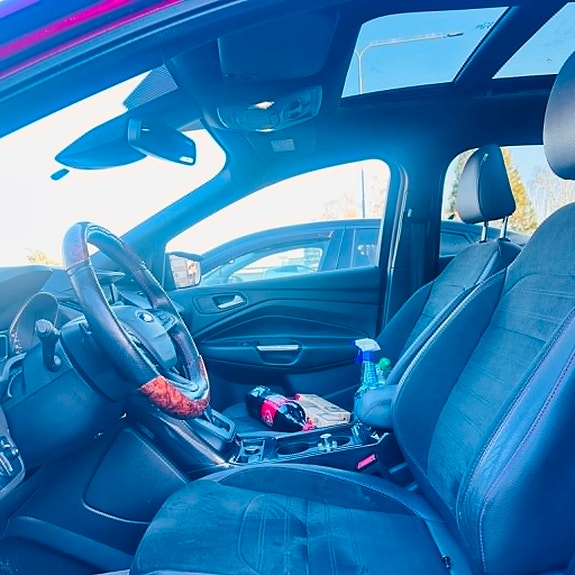Ford Kuga 3 of 8