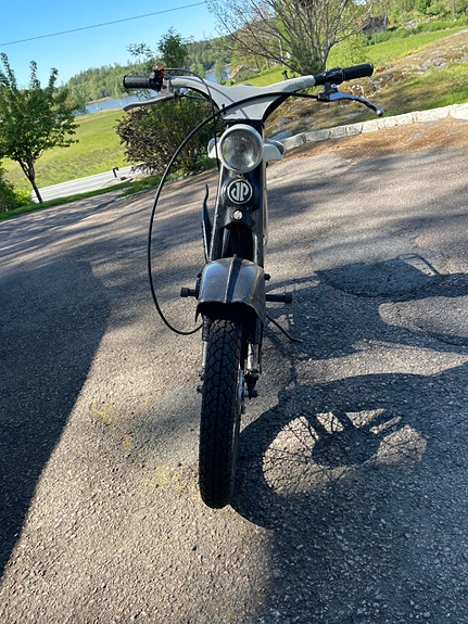 Husqvarna Corona Hybrid 2 of 5