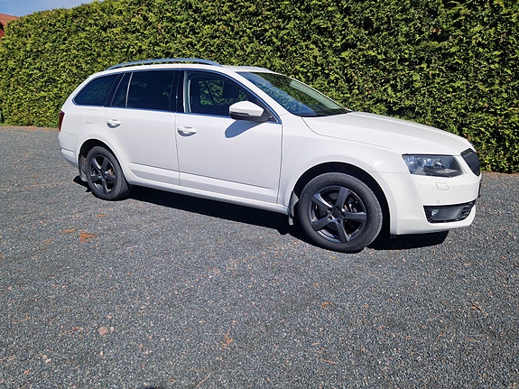 Skoda Octavia 10 of 12