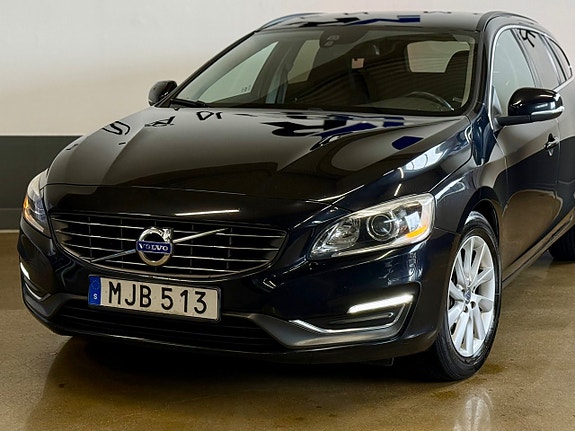 Volvo V60 2 of 20