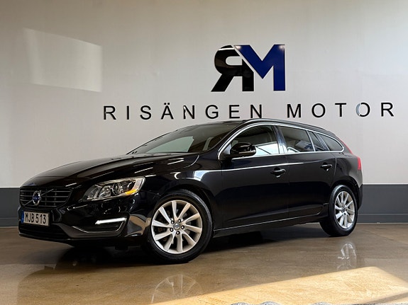 Volvo V60 2 of 5