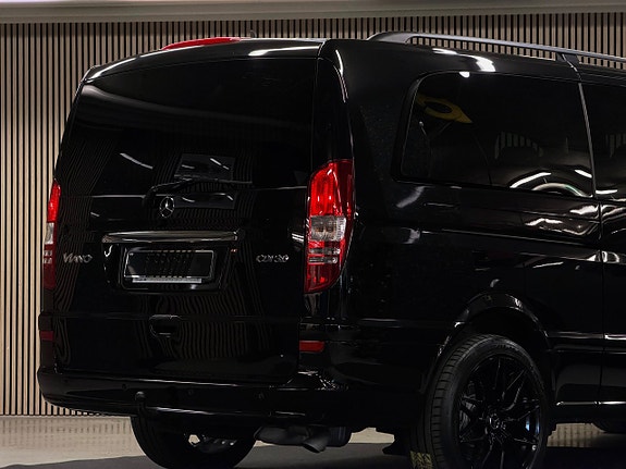 Mercedes-Benz Viano 15 of 30
