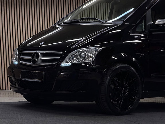 Mercedes-Benz Viano 4 of 5