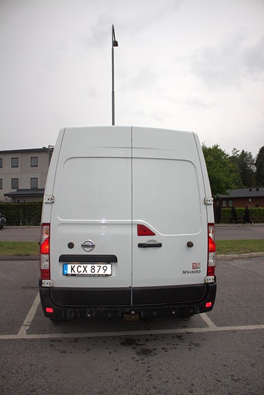 Nissan NV400 5 of 5