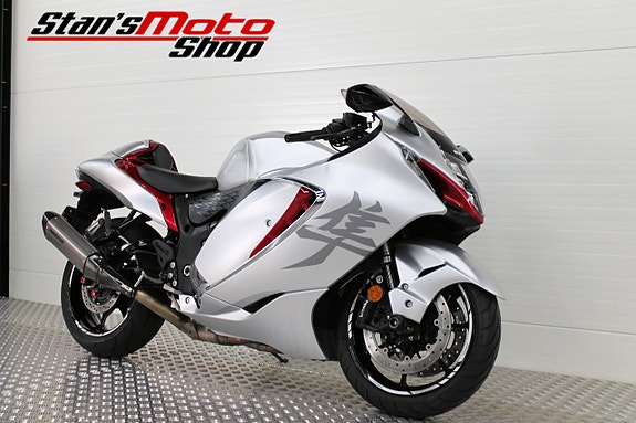 Suzuki GSX-R 1300 Hayabusa ABS Dominator 3 of 5