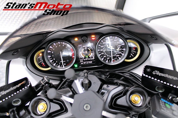 Suzuki GSX-R 1300 Hayabusa ABS Dominator 21 of 21