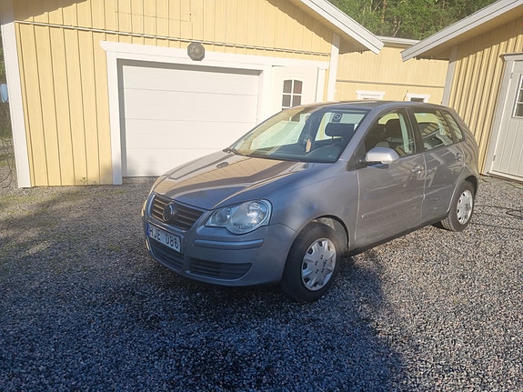 Volkswagen Polo 3 of 5