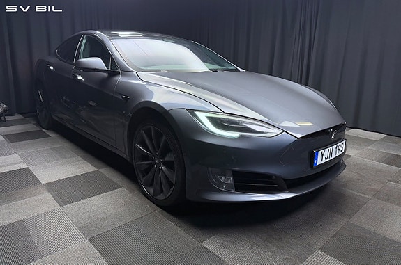Tesla Model S 3 of 30