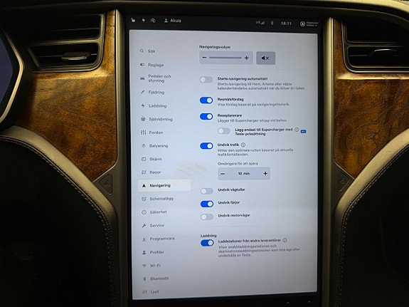 Tesla Model S 27 of 30